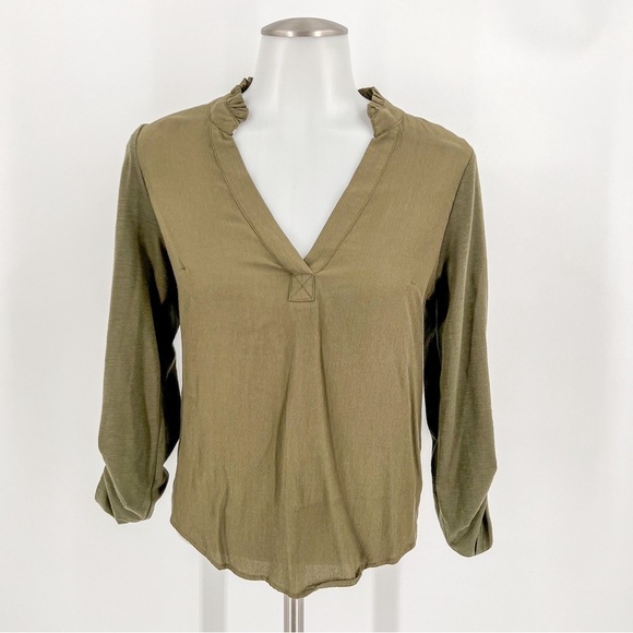 Porridge Anthropologie olive green blouse. Dog print inside - Picture 1 of 6